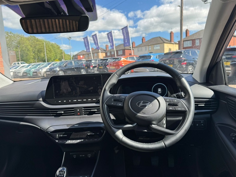 Hyundai I20 Advance White #13