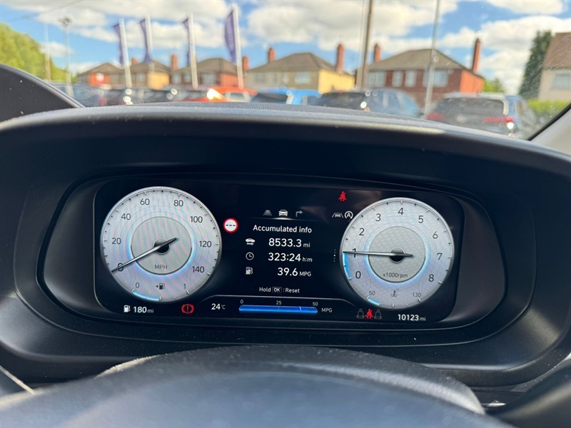 Hyundai I20 Advance White #9