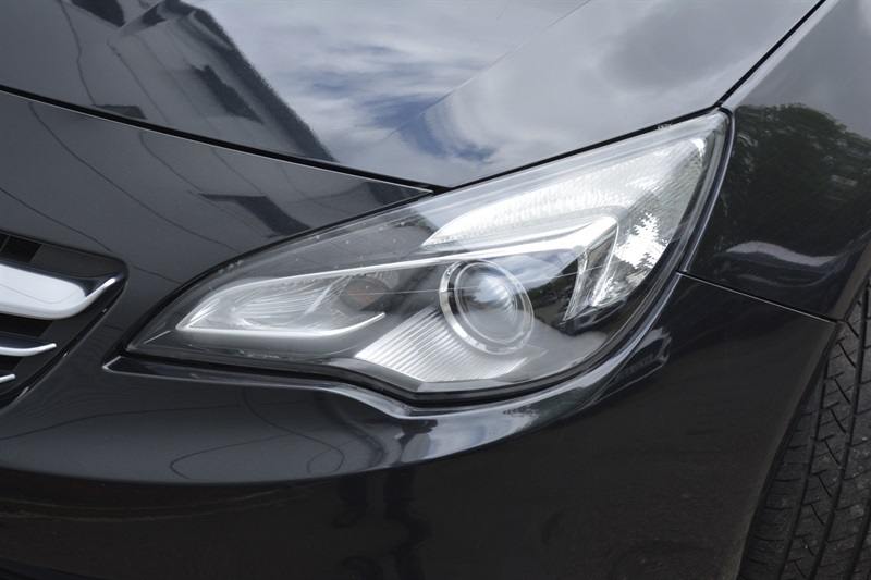 Vauxhall Cascada Elite 2.0 Startstop 170Ps - Stunning C White #30
