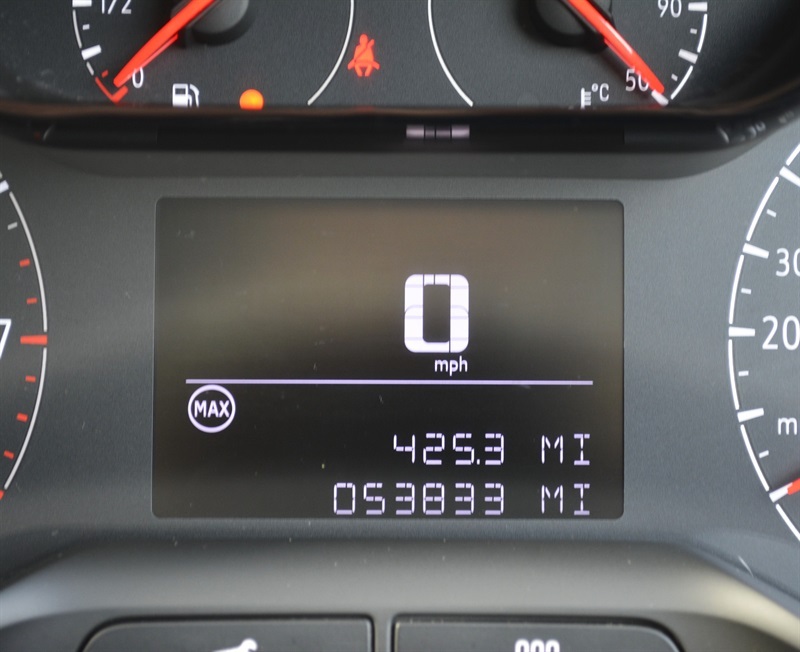 Vauxhall Crossland Elite Nav White #9