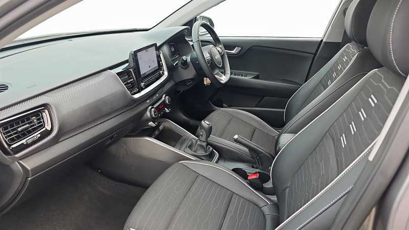 Kia Stonic 1.0T Gdi 98 2 Dct Black #15