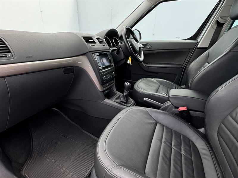 Skoda Yeti Se Tdi Cr Grey #11