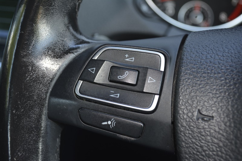 Volkswagen Golf 1.6 Tdi Bluemotion Euro 5 Ss Black #21