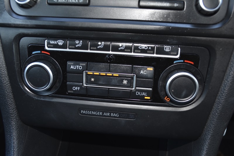 Volkswagen Golf 1.6 Tdi Bluemotion Euro 5 Ss Black #20
