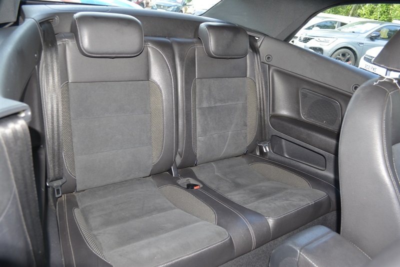 Volkswagen Golf 1.6 Tdi Bluemotion Euro 5 Ss Black #15