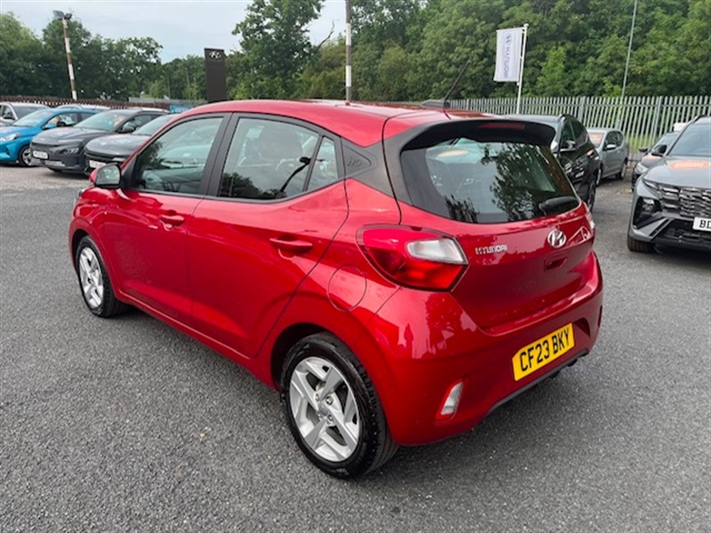 Hyundai I10 1.0 Se Connect Hatchback Euro 6 Red #2