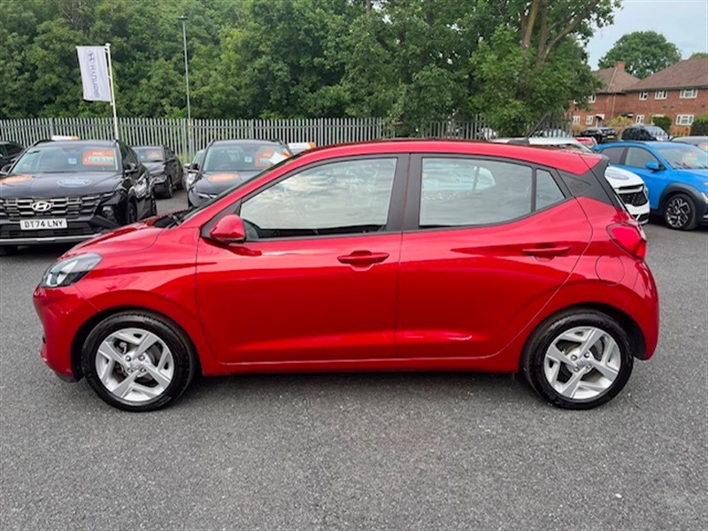 Hyundai I10 1.0 Se Connect Hatchback Euro 6 Red #6