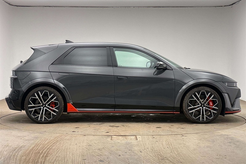 Hyundai Ioniq 5 84Kwh N Hatchback Awd 650 Ps Grey #2