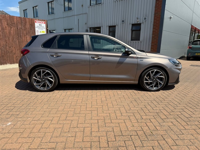 Hyundai I30 1.5 T-gdi Mhev N Line Hatchback Hybrid Brown #2