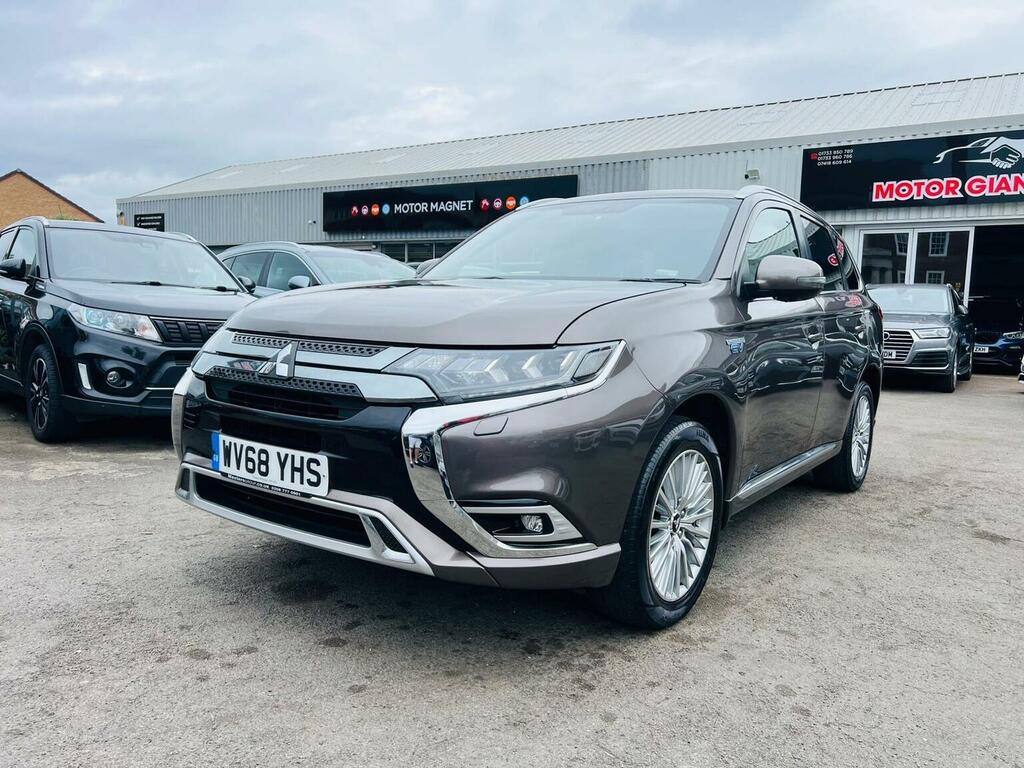 Mitsubishi Outlander 2.4H Twinmotor 13.8Kwh 4H Cvt 4Wd Euro 6 Ss Brown