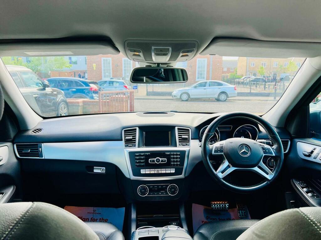 Mercedes-Benz M Class  White #17