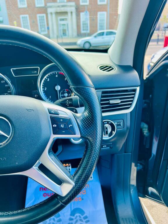Mercedes-Benz M Class  White #16