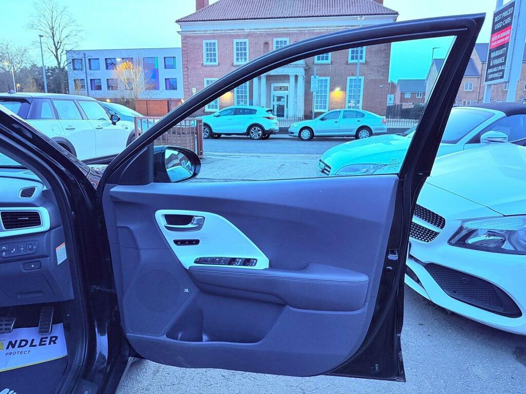 Kia Niro Blue #40