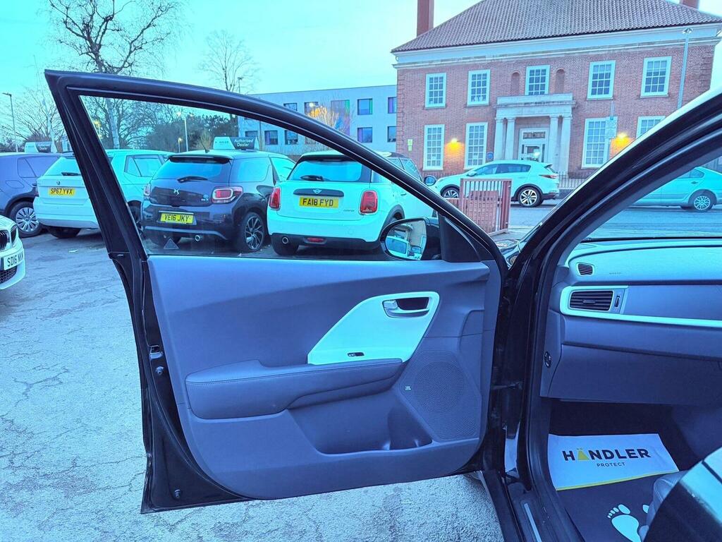 Kia Niro Blue #39
