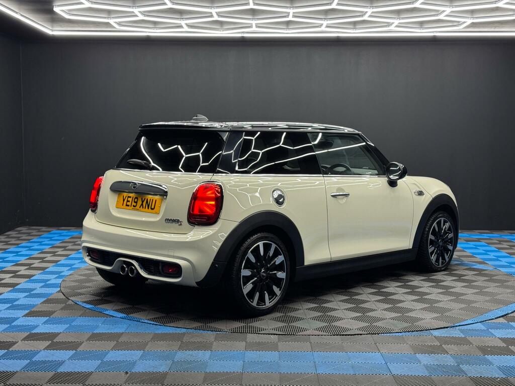 Mini Hatch 2.0 Cooper S Exclusive Euro 6 Ss YE19XNU White #5