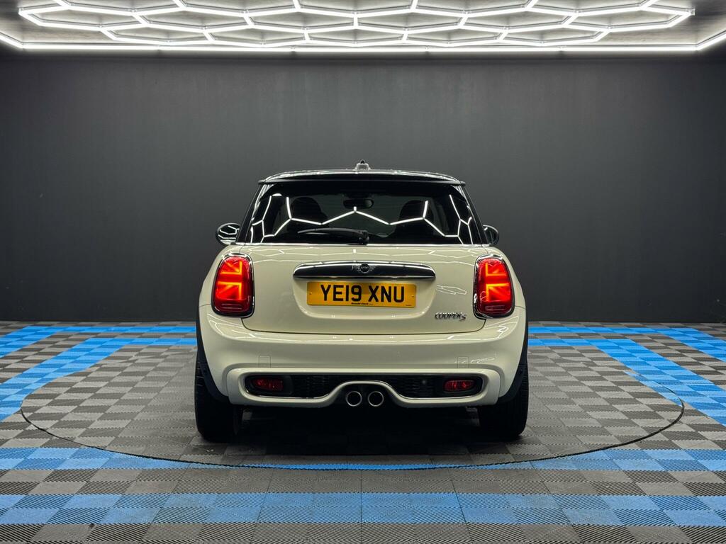 Mini Hatch 2.0 Cooper S Exclusive Euro 6 Ss YE19XNU White #6