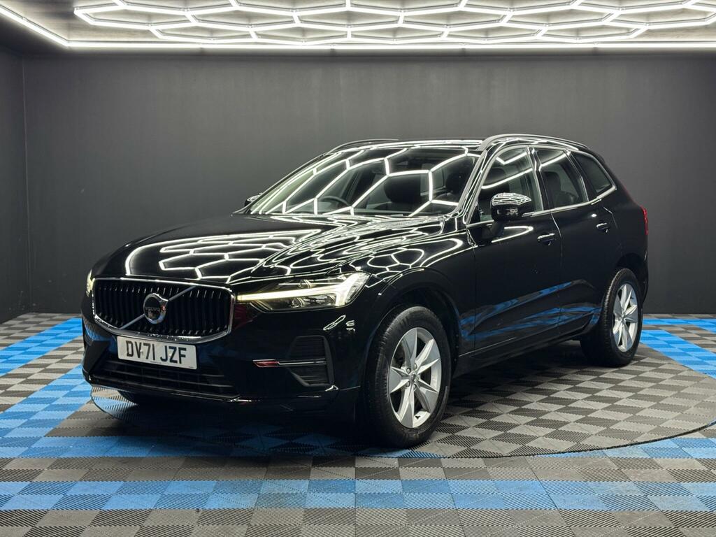 Volvo XC60 2.0 B4 Mhev Momentum Awd Euro 6 Ss DV71JZF Black #3