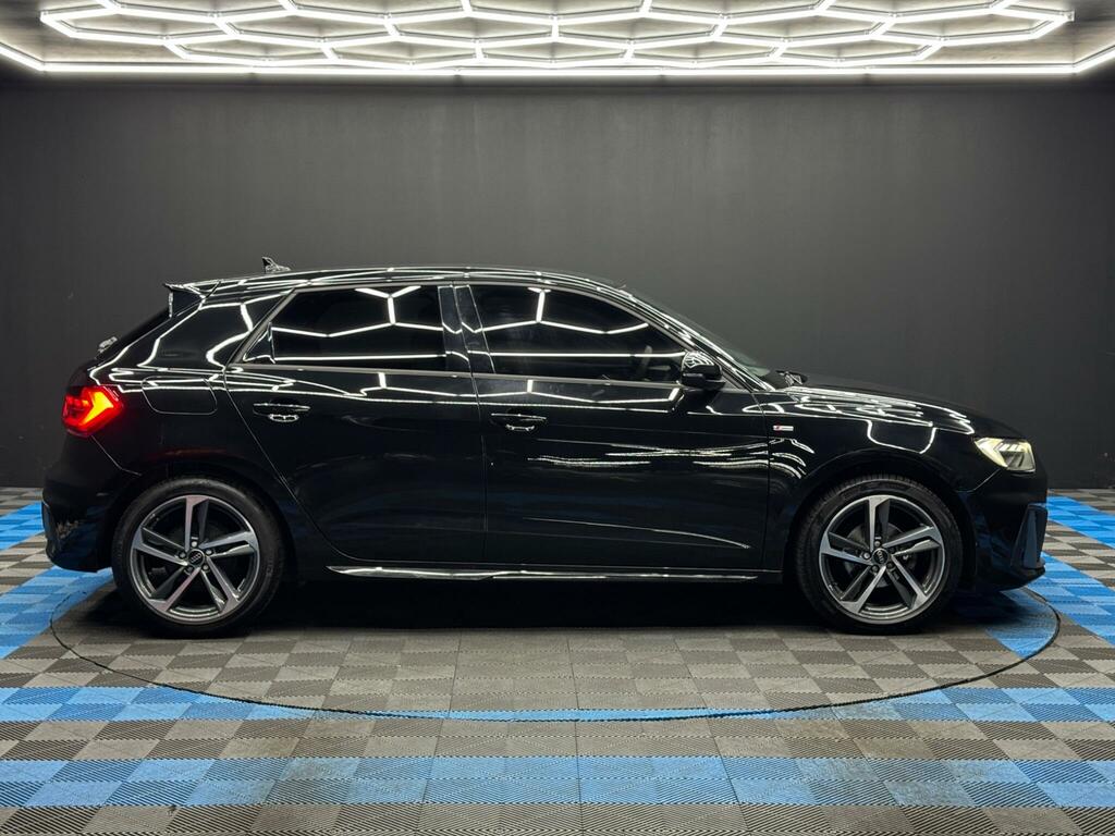 Audi A1 1.0 Tfsi 25 S Line Sportback S Tronic Euro 6 Ss MC24WBD Black #4
