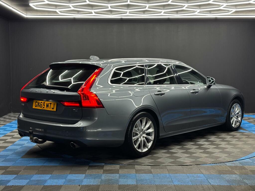 Volvo V90 2.0 T4 Momentum Plus Euro 6 Ss GN69MTJ Grey #5