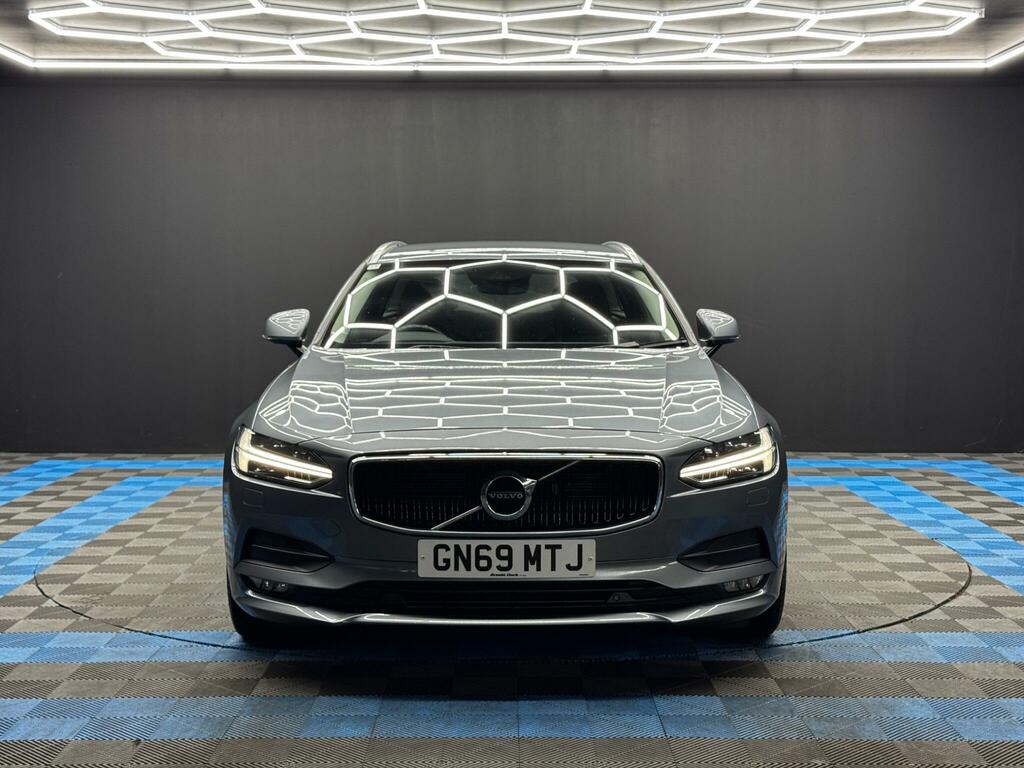 Volvo V90 2.0 T4 Momentum Plus Euro 6 Ss GN69MTJ Grey #2