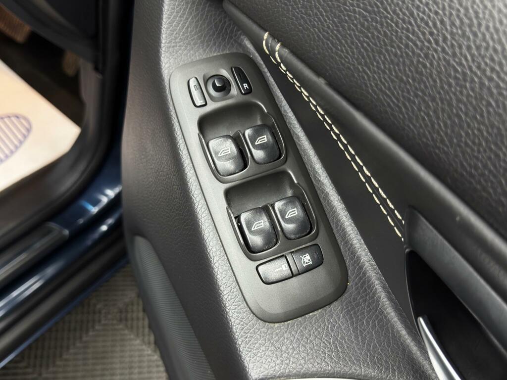 Volvo XC90 2.4 D5 Executive Awd 200 Bhp Black #35