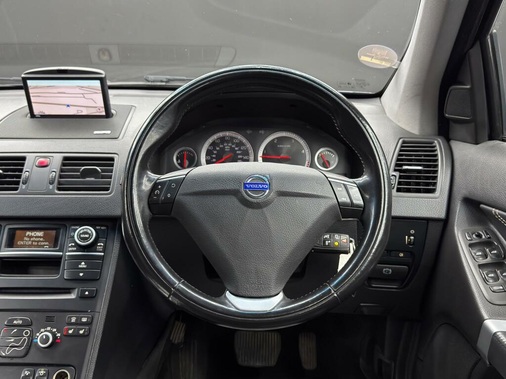 Volvo XC90 2.4 D5 Executive Awd 200 Bhp Black #19