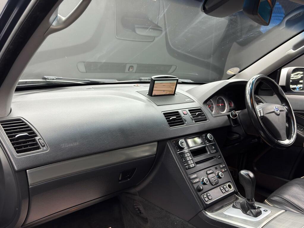 Volvo XC90 2.4 D5 Executive Awd 200 Bhp Black #11