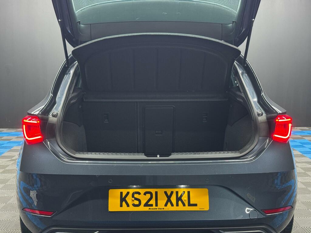 Seat Leon 1.5 Tsi Evo Fr Sport 129 Bhp White #39