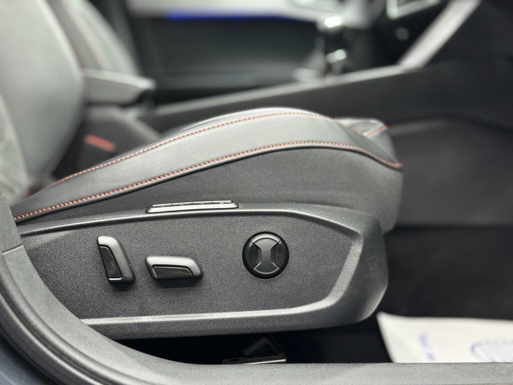 Seat Leon 1.5 Tsi Evo Fr Sport 129 Bhp White #42