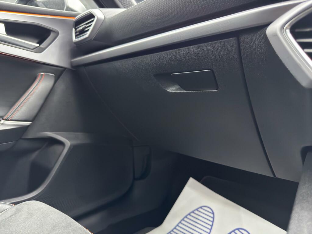 Seat Leon 1.5 Tsi Evo Fr Sport 129 Bhp White #37