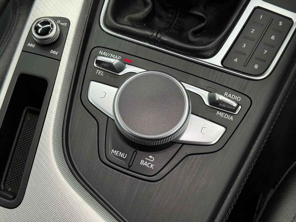 Audi A4 2.0 Tdi 190 S Line S Tronic  #26