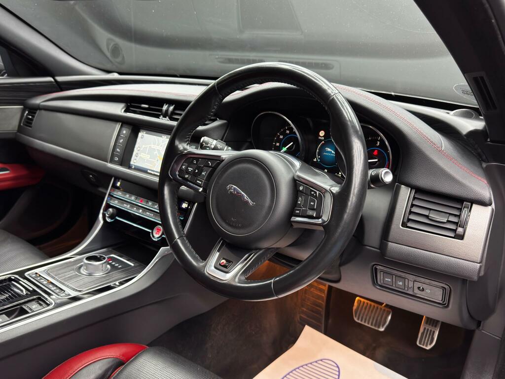 Jaguar XF Black #9