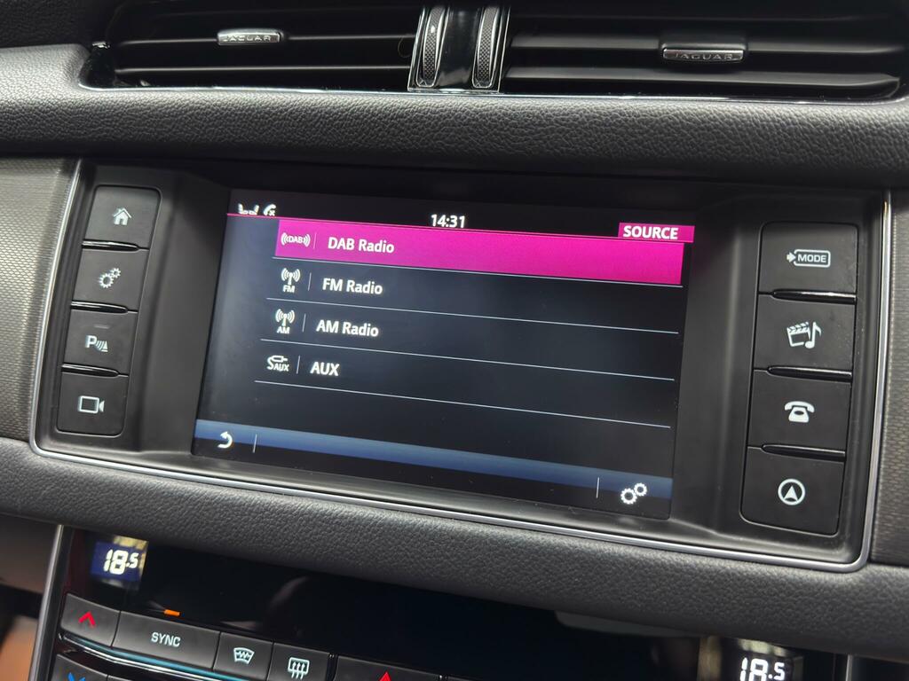 Jaguar XF Black #31