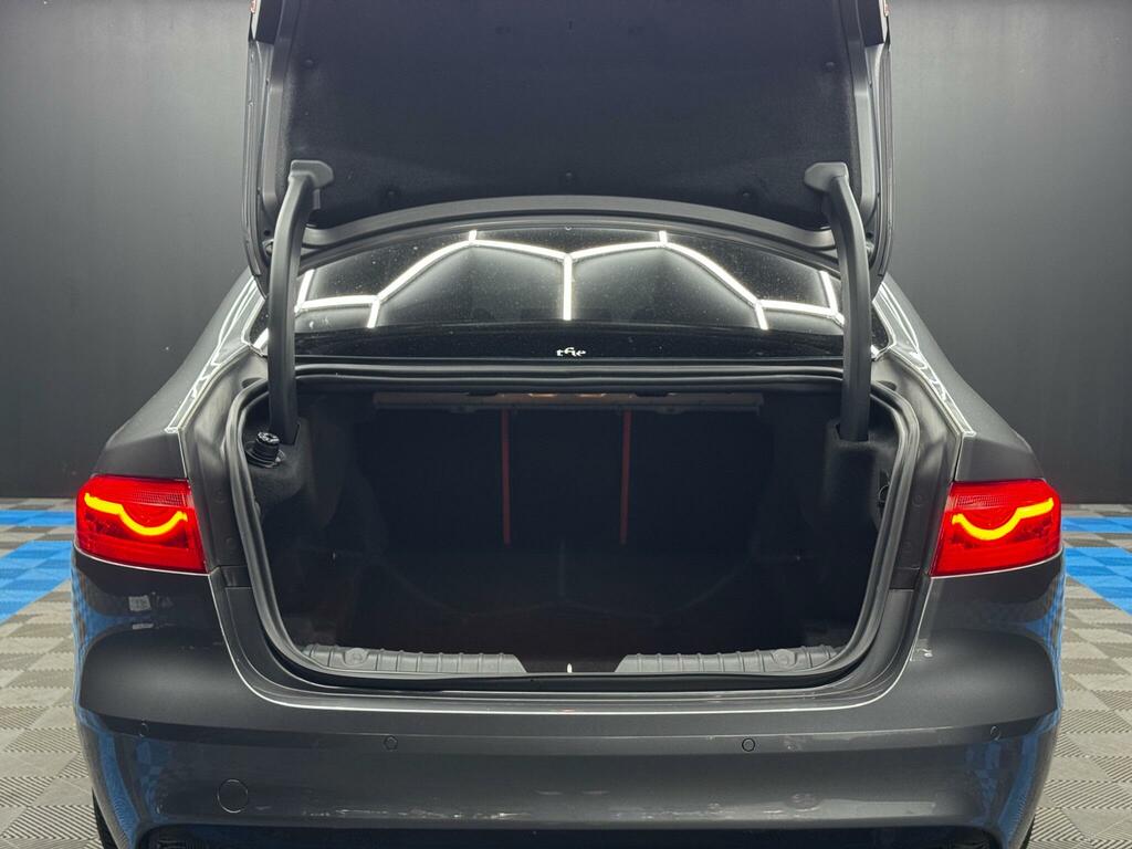 Jaguar XF Black #37
