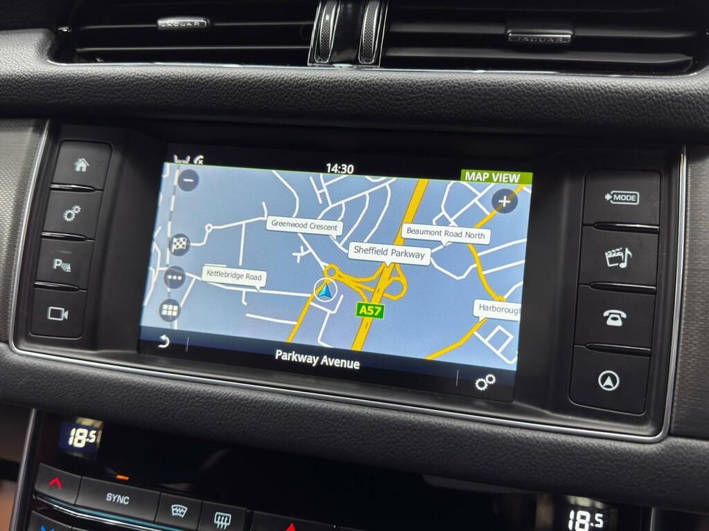 Jaguar XF Black #29