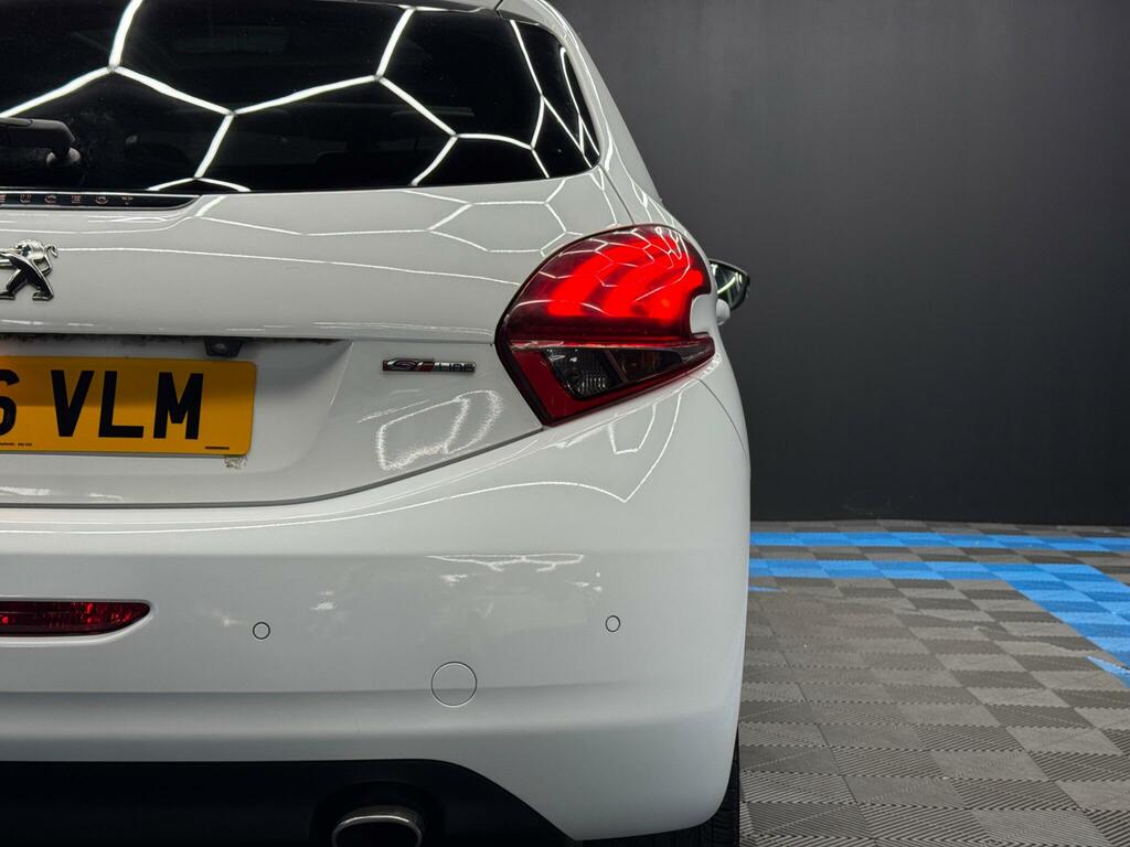 Peugeot 208 Active Grey #42