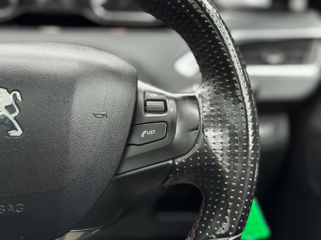 Peugeot 208 Active Grey #21
