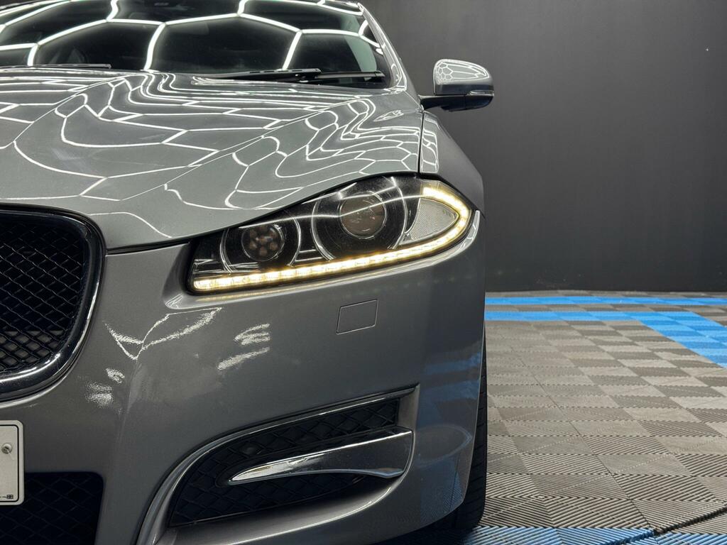 Jaguar XF D Luxury White #46