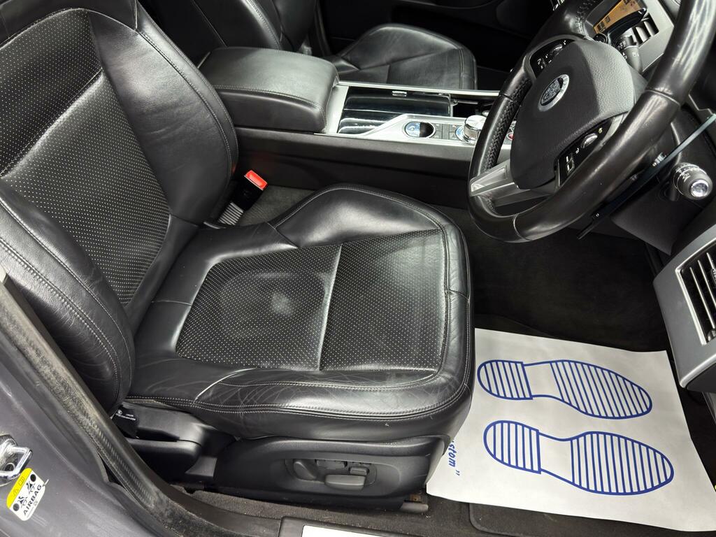Jaguar XF D Luxury White #13