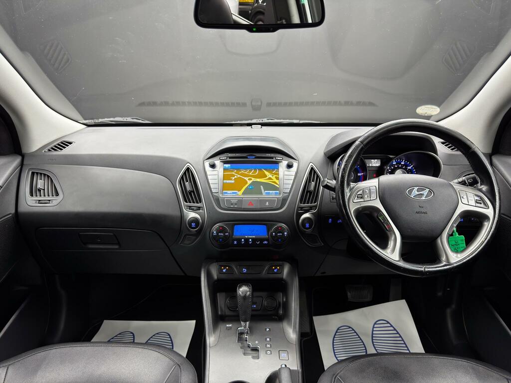 Hyundai Ix35 2.0 Crdi Se Polar White Suv White #17