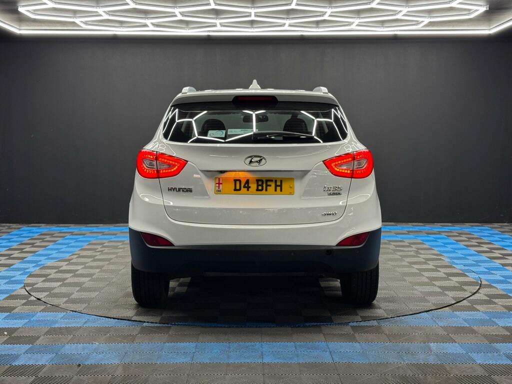 Hyundai Ix35 2.0 Crdi Se 4Wd Euro 5 Nav White #6