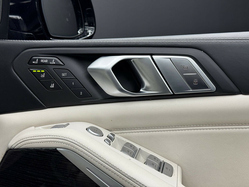 BMW X7 Xdrive30d M Sport Step Grey #53