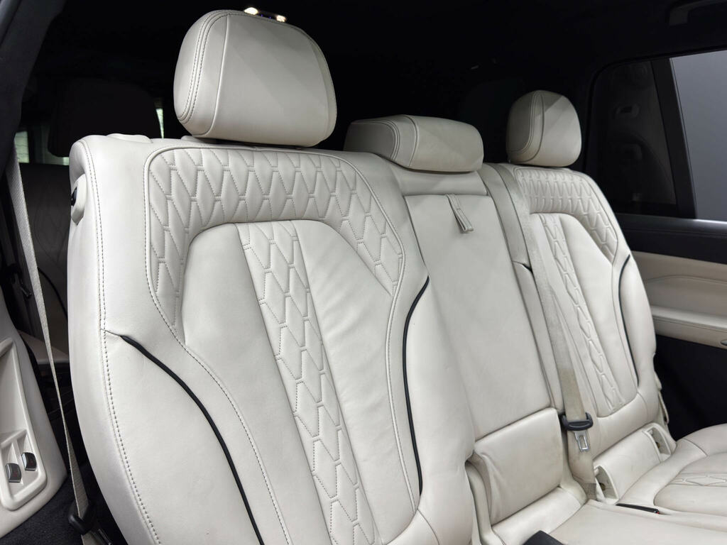 BMW X7 Xdrive30d M Sport Step Grey #15