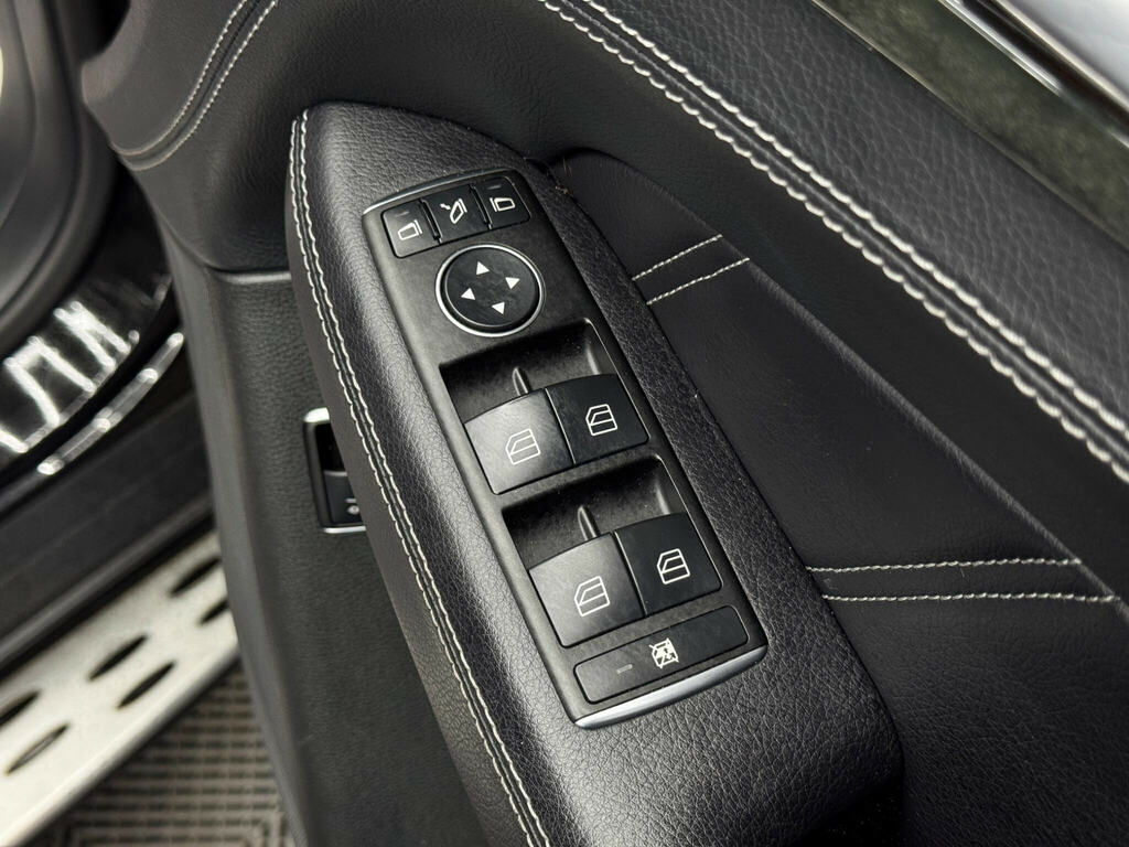 Mercedes-Benz M Class 2015 65 Ml350 Black #41