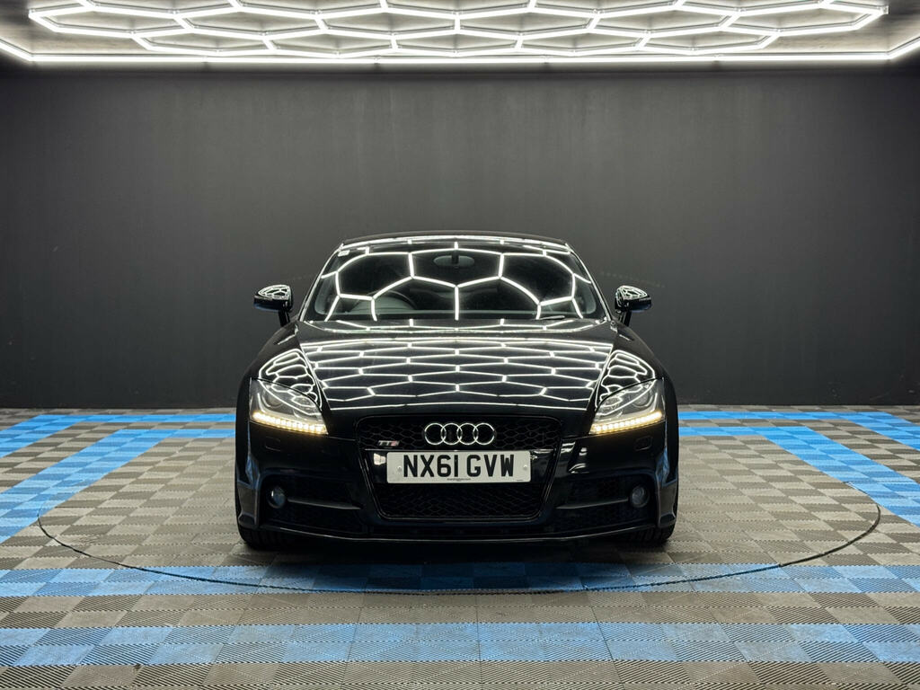 Audi TT 2.0 Tfsi Black Edition Euro 5 Ss Black #2