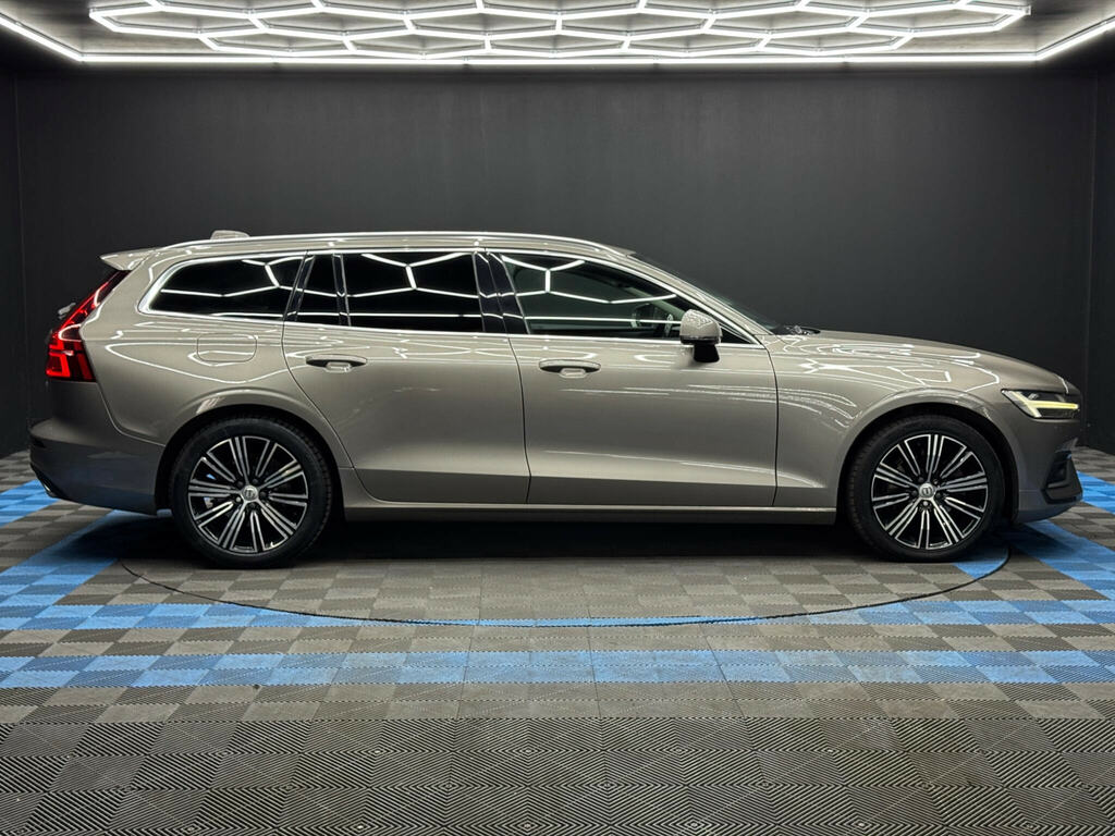 Volvo V60 2.0 D3 Inscription Plus Euro 6 Ss KM19SVE Grey #4