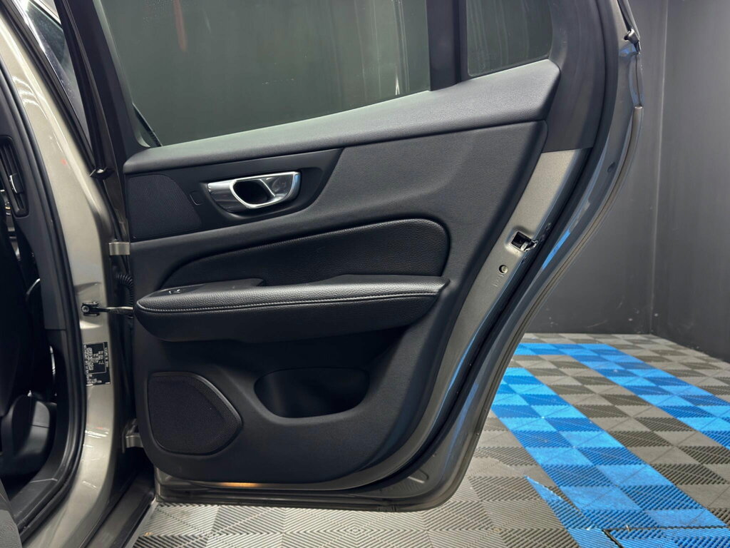 Volvo V60 D4 Awd Grey #40