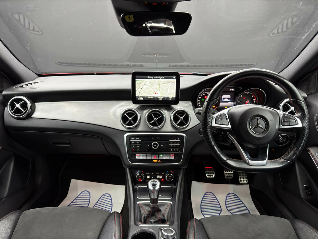 Mercedes-Benz GLA Class Ml250 Amg Sport Bluetec White #10
