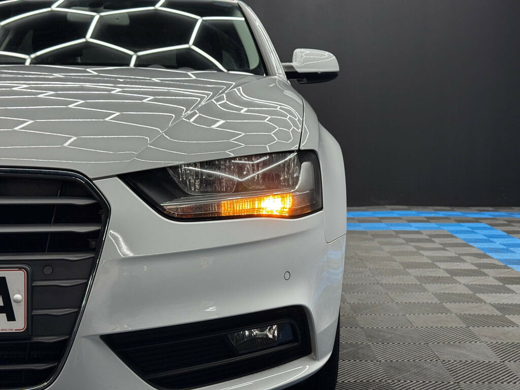 Audi A4 Saloon 2.0 Tdi Black Edition 201414 White #45