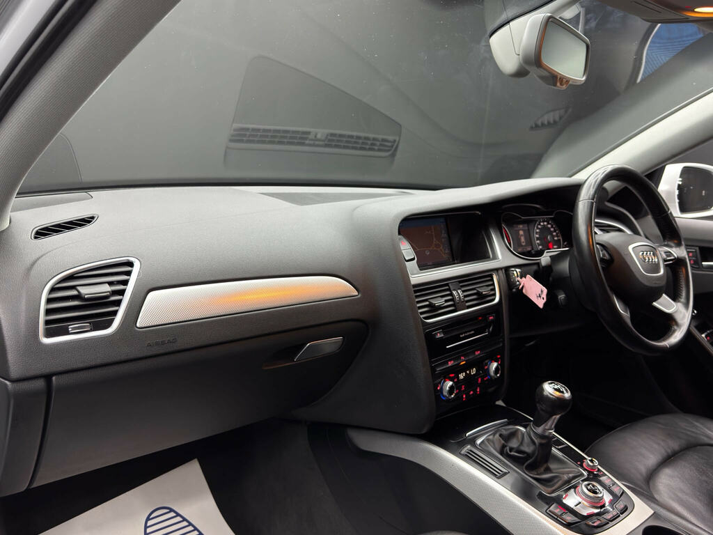 Audi A4 Saloon 2.0 Tdi Black Edition 201414 White #11